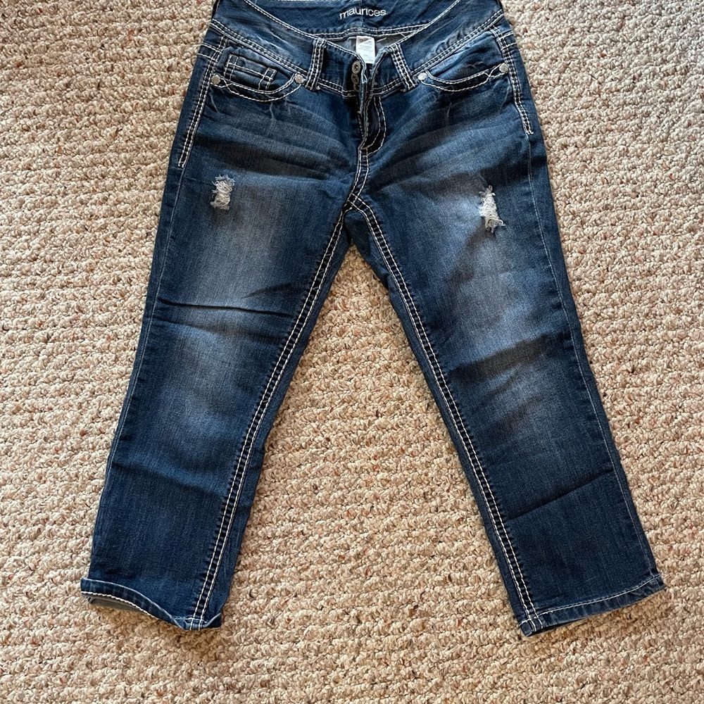 Maurice’s Capri’s